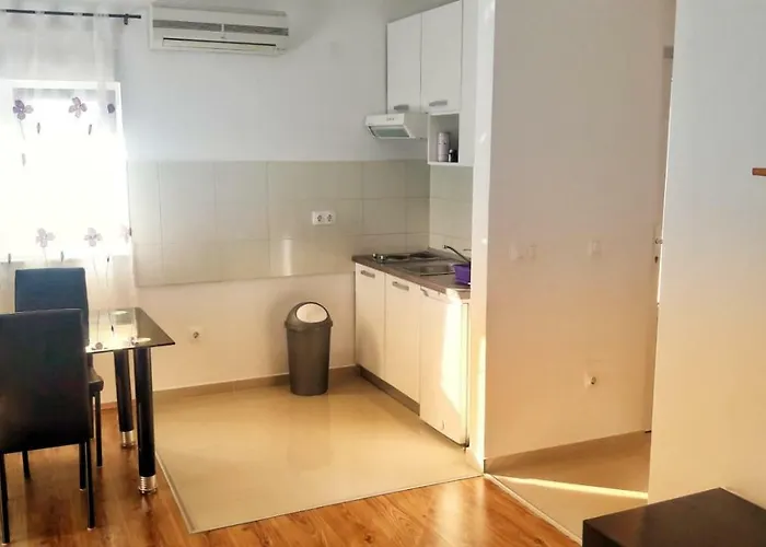 Apartman Kolan Apartamento