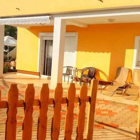 Apartman Kolan Колан